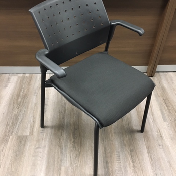 SIDE CHAIR WITH CUSHION SEAT